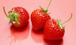 爆料草莓放毒视频食材