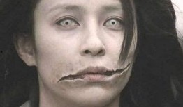 嘴裂女在线观看,在线观看背后的故事